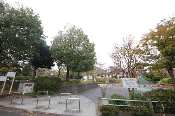 横浜市泉区緑園１丁目の土地(緑園東田谷公園)