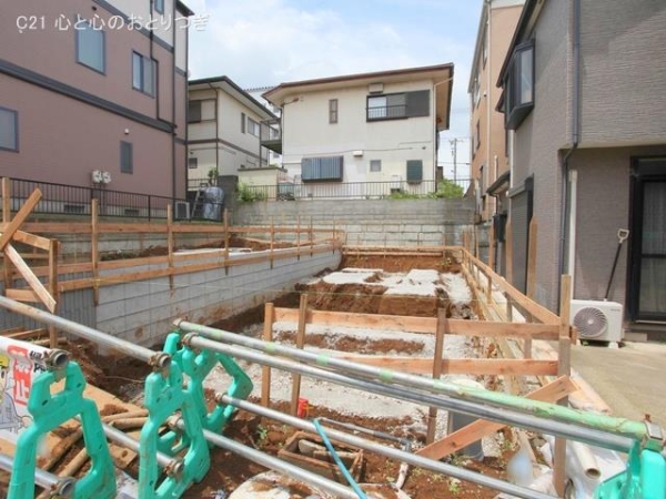 大和市柳橋5丁目2期　新築分譲住宅　2号棟