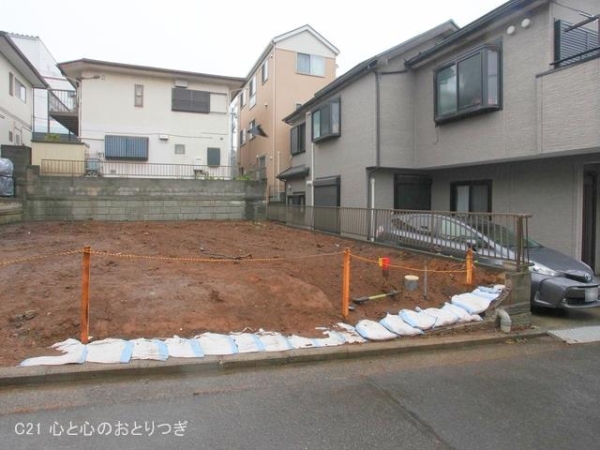 大和市柳橋5丁目2期　新築分譲住宅　2号棟