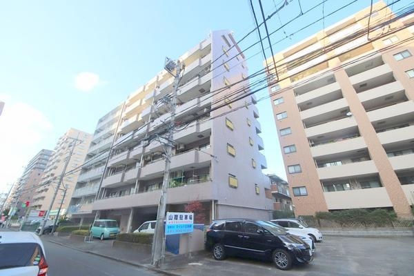 小田急コアロード相模原