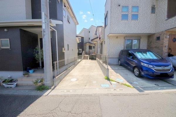 座間市南栗原１丁目の中古一戸建て