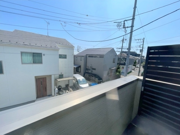 座間市小松原２丁目の中古一戸建て