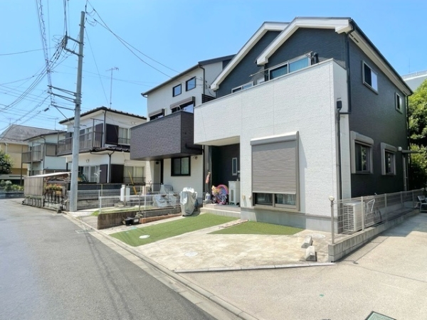 座間市小松原２丁目の中古一戸建て