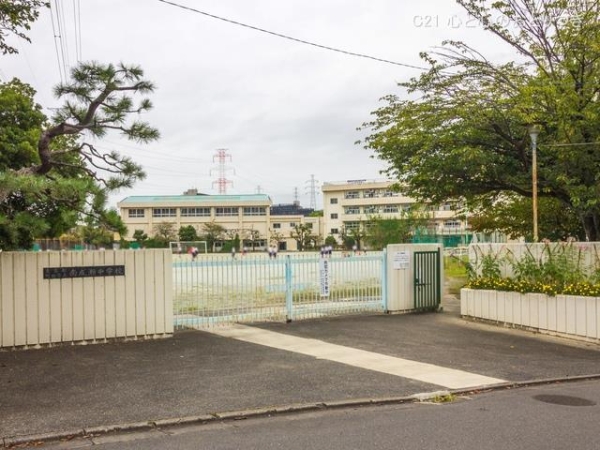 町田市成瀬が丘1丁目の土地(町田市立南成瀬中学校)