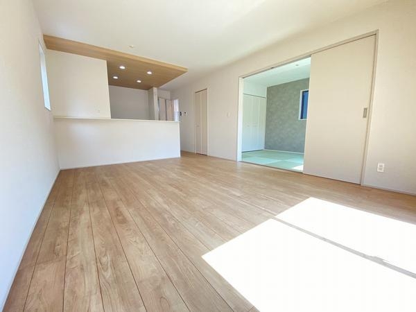 横浜市瀬谷区阿久和東3丁目　新築戸建　全2棟　1号棟