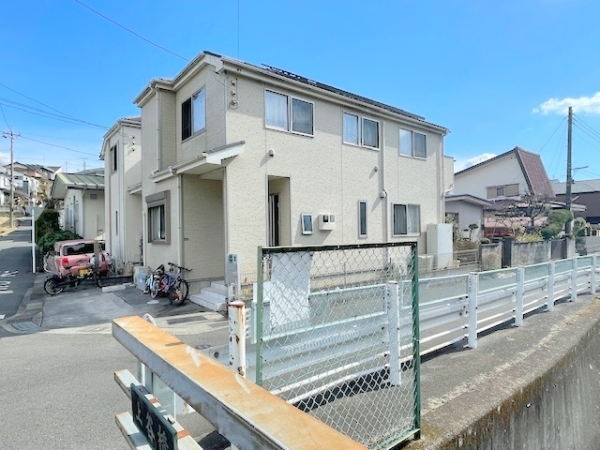 座間市栗原中央１丁目の中古一戸建て