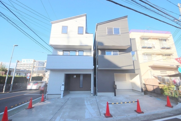 座間市さがみ野3丁目　2号棟