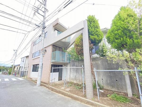 横浜市戸塚区戸塚町の土地