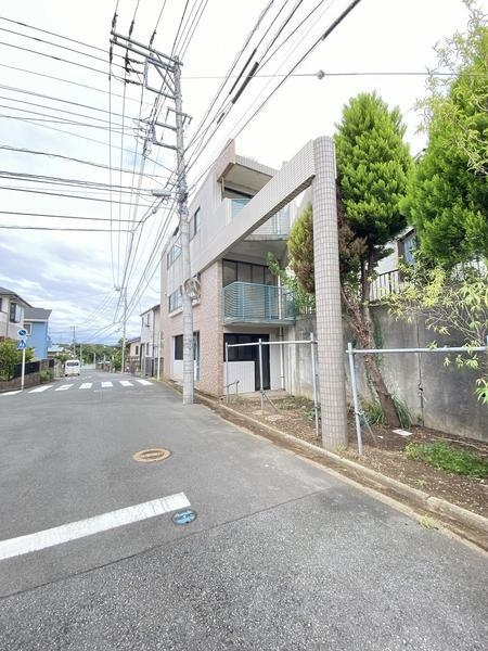 横浜市戸塚区戸塚町の土地