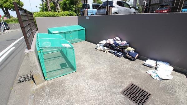 エステ・スクエア湘南台弐番館