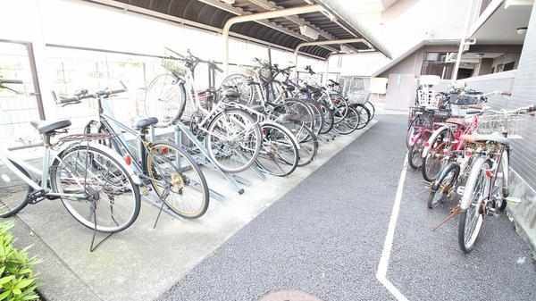 エステ・スクエア湘南台弐番館