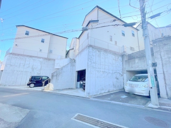 相模原市南区鵜野森1丁目　中古戸建