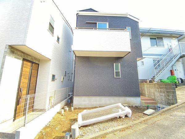 横浜市泉区白百合２丁目　新築戸建
