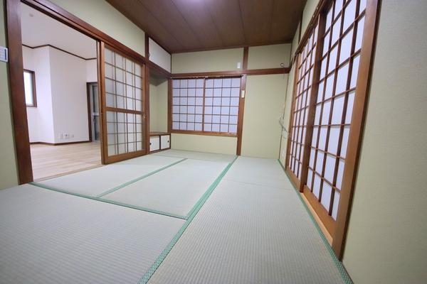 海老名市東柏ケ谷６丁目の中古一戸建て