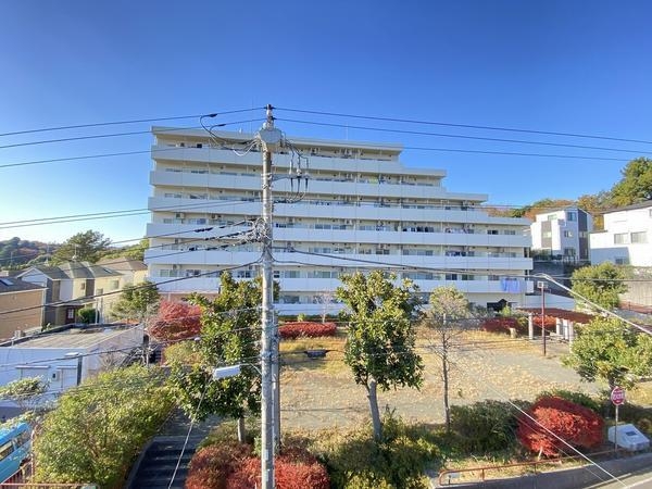 横浜市戸塚区名瀬町　新築戸建　全２棟　１号棟