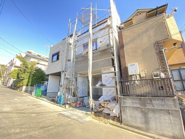 横浜市戸塚区名瀬町　新築戸建　全２棟　１号棟
