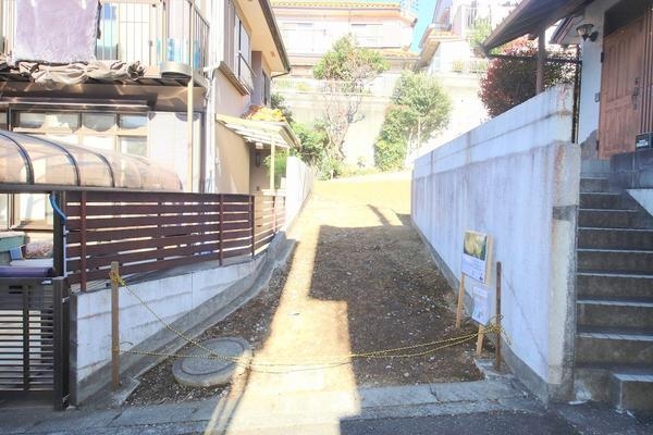 綾瀬市小園の土地
