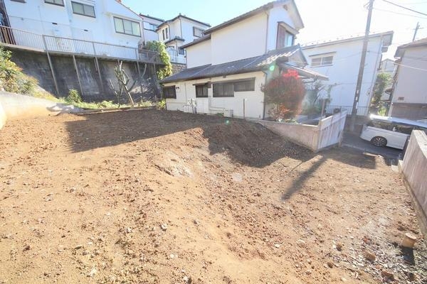 綾瀬市小園　建築条件なし売地