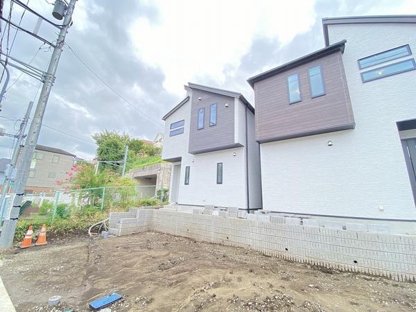 横浜市戸塚区秋葉町　新築戸建　全２棟　１号棟