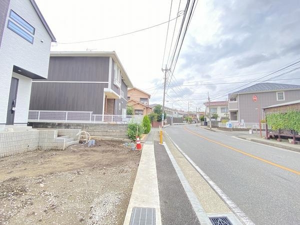 横浜市戸塚区秋葉町　新築戸建　全２棟　１号棟