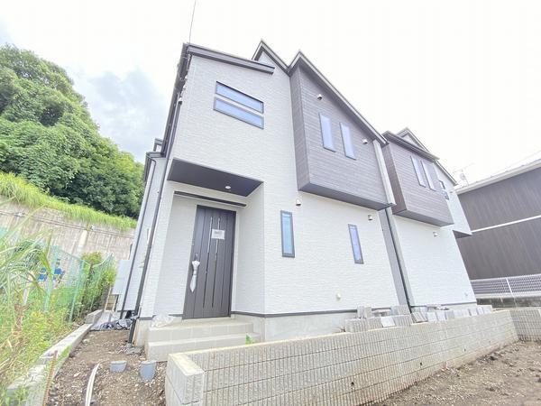 横浜市戸塚区秋葉町　新築戸建　全２棟　１号棟