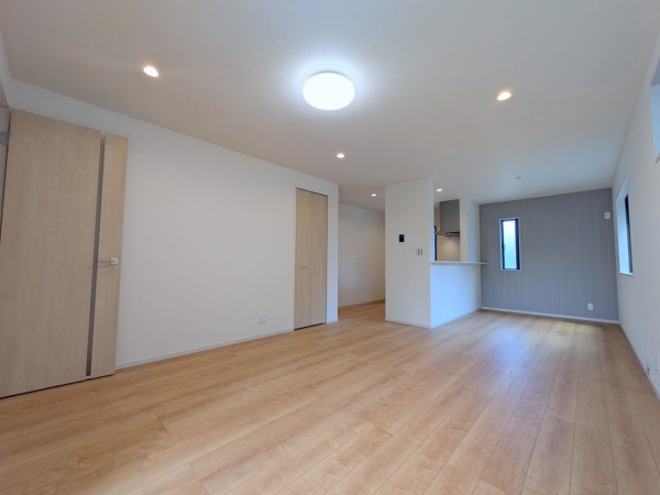 相模原市南区若松3丁目6期　新築分譲住宅　2号棟