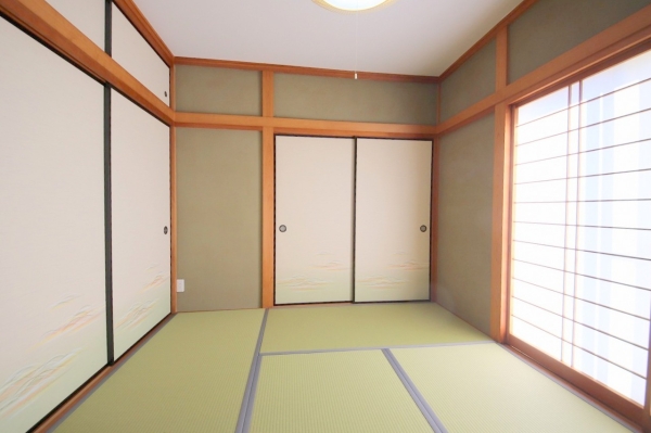 座間市入谷西２丁目の中古一戸建て