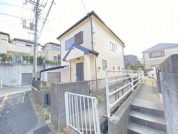 横浜市泉区白百合１丁目の中古一戸建て