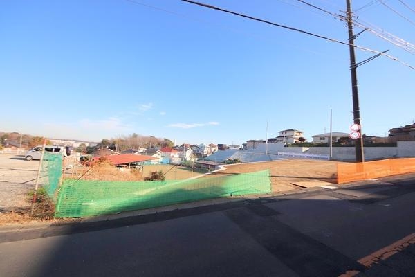 町田市上小山田町の土地