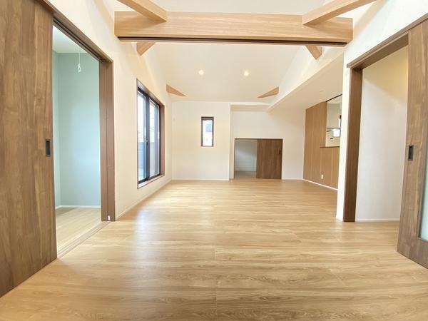藤沢市石川３丁目　新築戸建