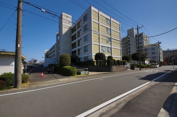 海老名コーポラスＢ棟