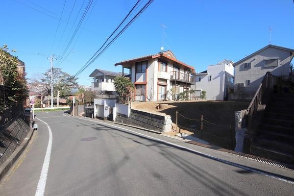 町田市南成瀬2丁目　建築条件なし売地