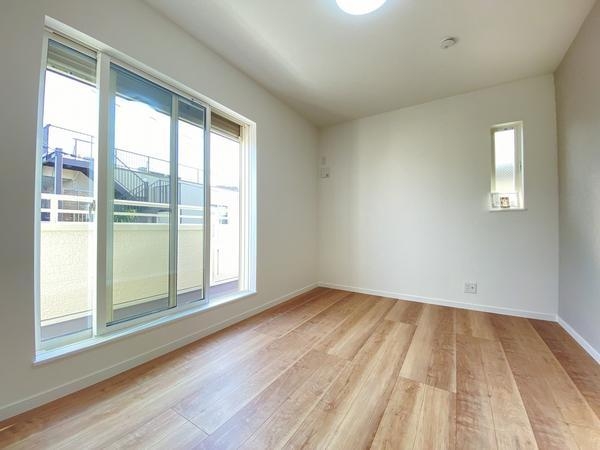 横浜市戸塚区戸塚町　新築戸建　全３棟　１号棟