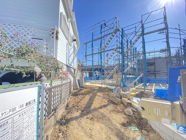 横浜市戸塚区戸塚町　新築戸建　全３棟　１号棟