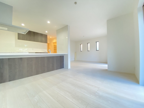 横浜市戸塚区汲沢１丁目　新築戸建　全２棟　2号棟