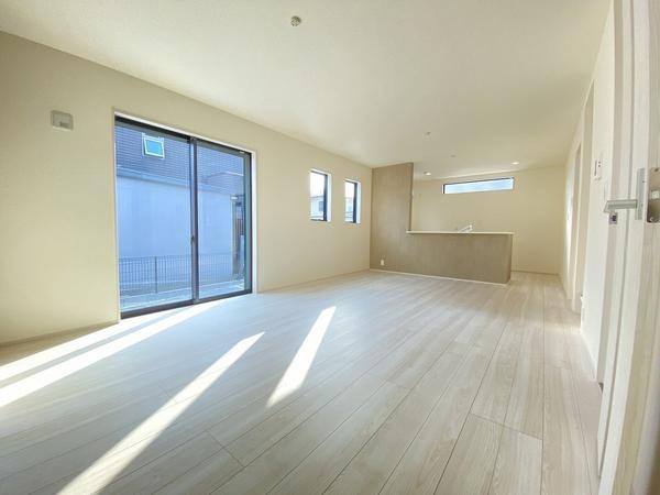横浜市泉区和泉中央北6丁目　新築戸建　全1棟