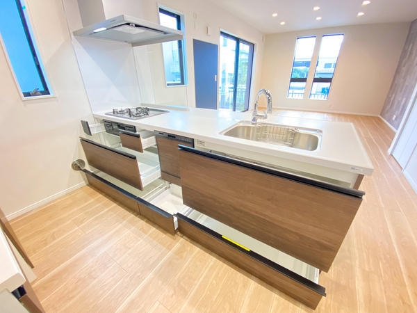 綾瀬市深谷中2　新築戸建　I期　31号棟