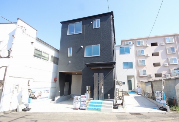 座間市相模が丘4丁目8期　新築分譲住宅　1号棟