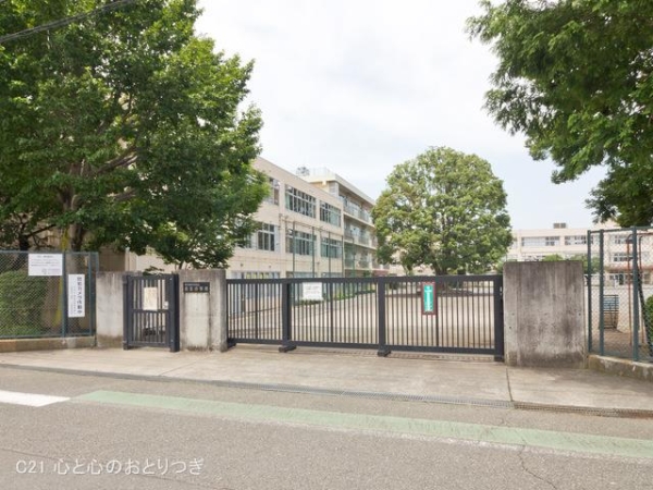 町田市根岸町第5 新築分譲住宅 2号棟(町田市立忠生小学校)