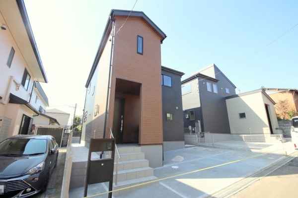座間市立野台3丁目　新築分譲住宅　2号棟