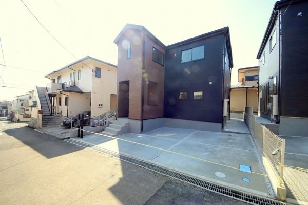 座間市立野台3丁目　新築分譲住宅　2号棟