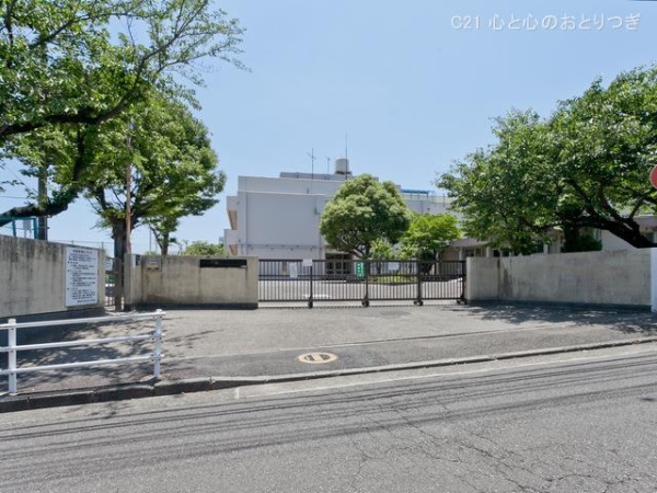 横浜市泉区白百合2丁目 新築戸建 全3棟 1号棟(横浜市立鳥が丘小学校)