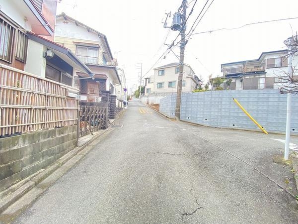 横浜市泉区白百合2丁目　新築戸建　全3棟　１号棟