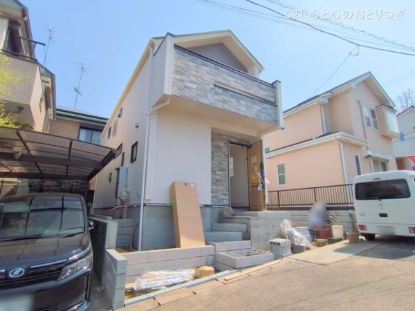 町田市鶴川4丁目　新築分譲住宅