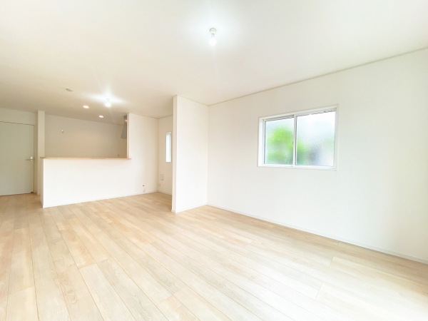 綾瀬市深谷中7丁目　新築戸建　全2棟　2号棟