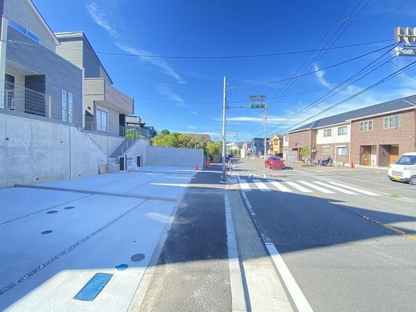 横浜市泉区岡津町　新築戸建　全３棟　2号棟