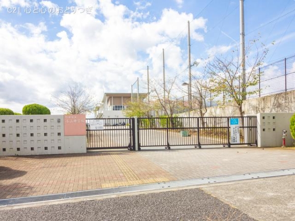 町田市小山町2期 新築分譲住宅 C号棟(町田市立小山中学校)