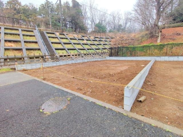 町田市南成瀬2丁目1期　新築分譲住宅　2号棟