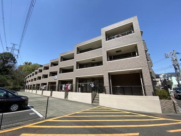 グランシャリオ緑園都市