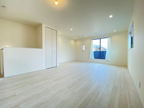綾瀬市綾西5丁目　新築戸建　全2棟　A号棟